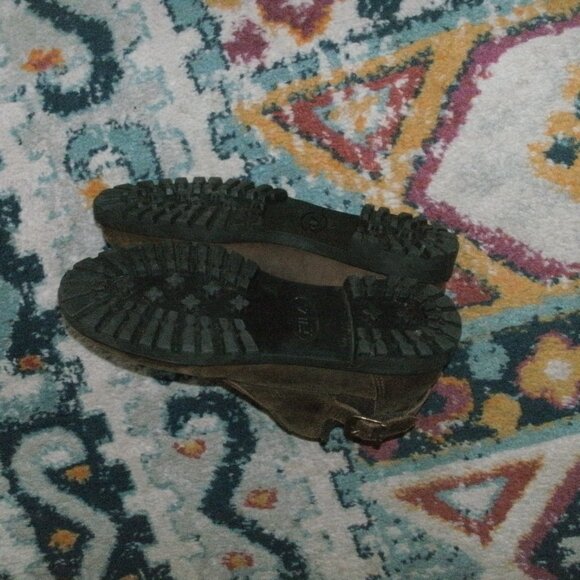 Fila Brown Leather Pull-on Adjustable Strap Gored Ankle Boots Booties size 9 - Picture 4 of 4